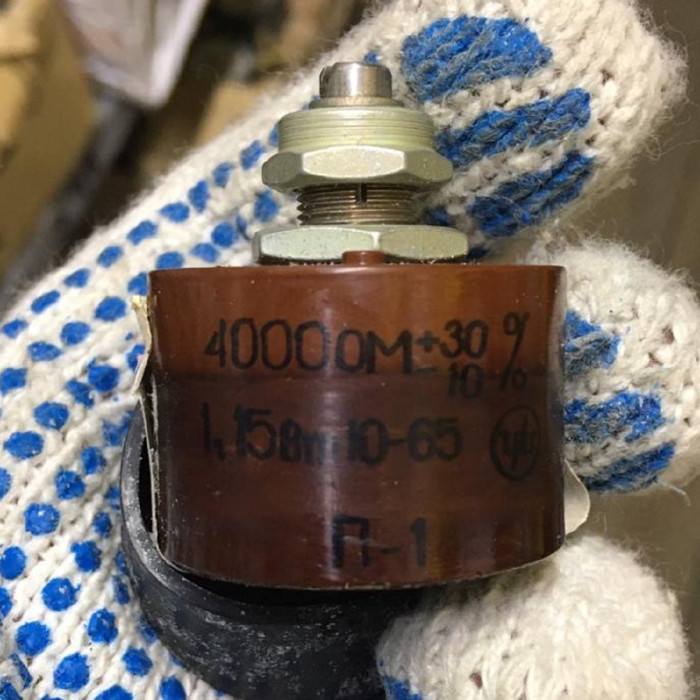 П-1 (4000 Ом; 1,15КВт) Потенциометр (резистор)