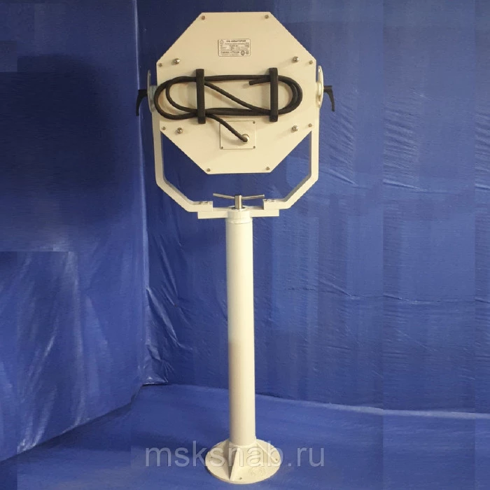 МСПЛ-ПВ-500КС Судовой ксеноновый поисковый прожектор