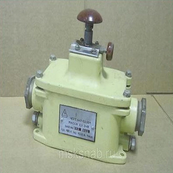 Разъединитель тока РТ-1