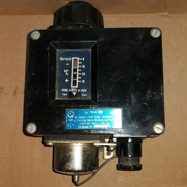 Mertik TW605.72 Датчик-реле температуры